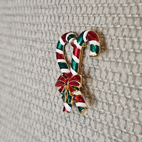 Candy Canes Brooch Pin Enamel Christmas Holiday Bow Holly - Picture 7 of 7